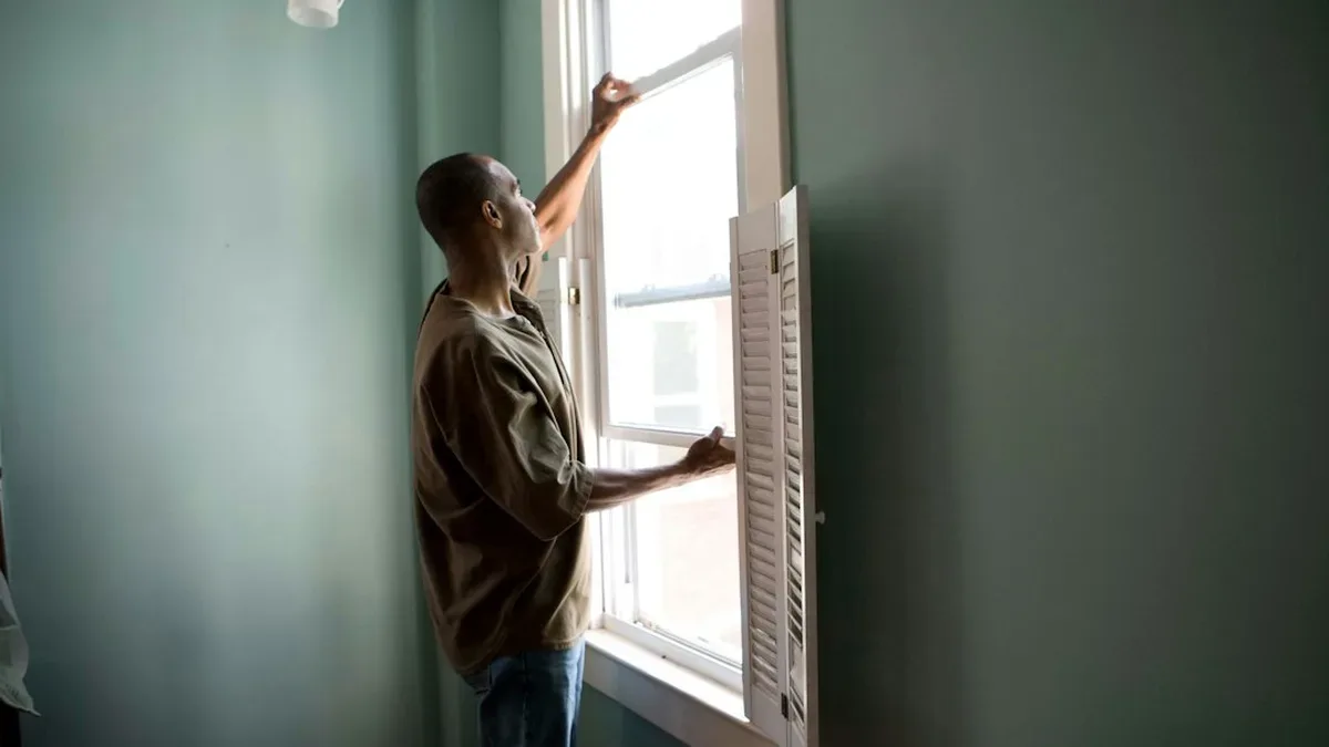 regler une fenetre pvc qui laisse passer l air — Régler une fenêtre pvc qui laisse passer l'air : mode d’emploi